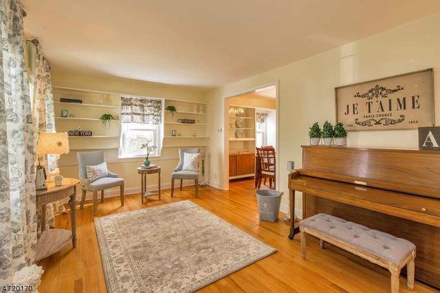 482 Albermarle St