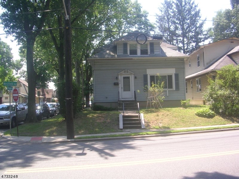 1004 Westfield Ave