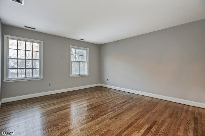 108 Ravine Rd