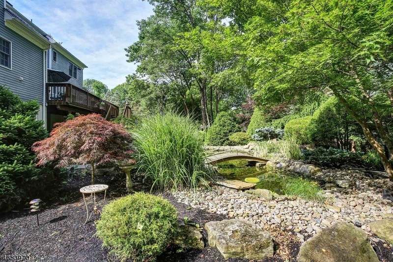 108 Ravine Rd