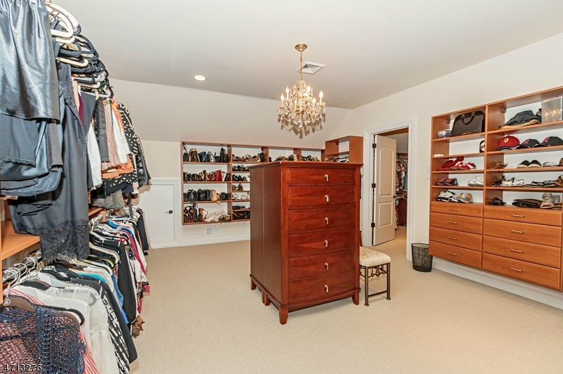21 Johnson Dr