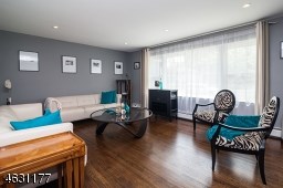 52 Canterbury Dr Scotch Plains, NJ 07076