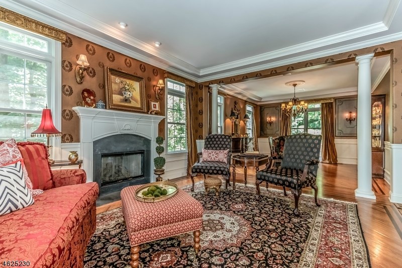 For Sale: 16 Pheasant Ln Scotch Plains, NJ 07076