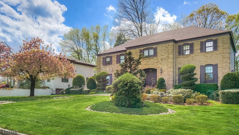 28 Parsonage Hill Rd