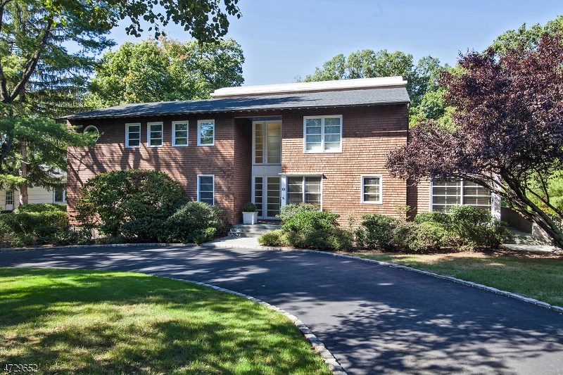 16 Fairfield Ter