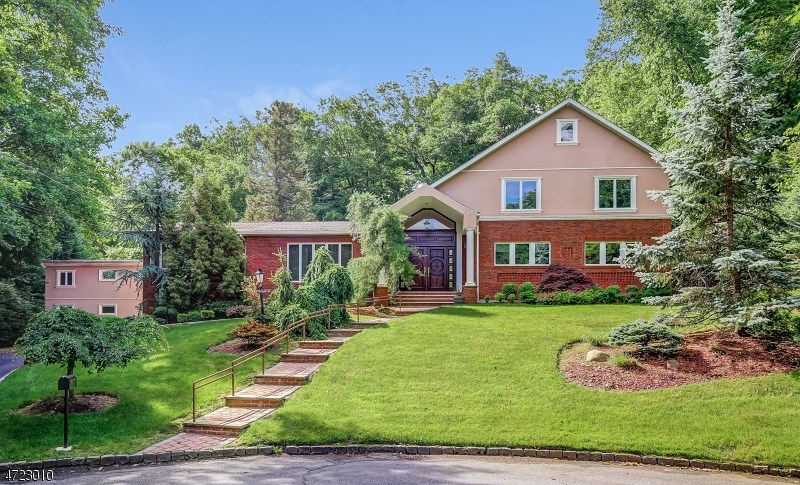 16 Fairfield Ter