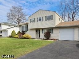 24 Kew Dr