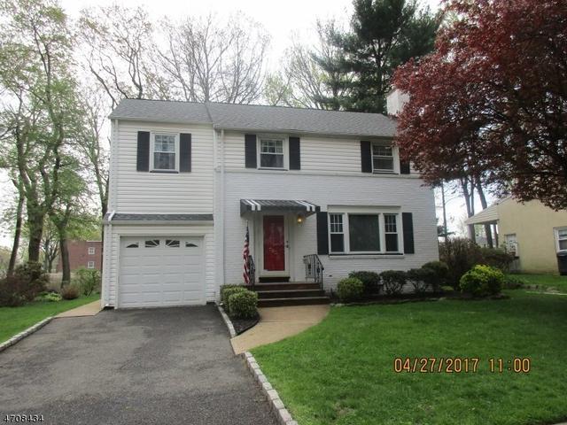 1033 Cranbrook Rd