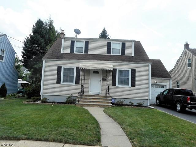 635 Carlyle Pl