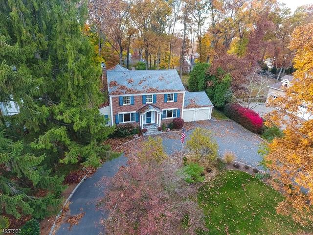 7 Glenview Dr