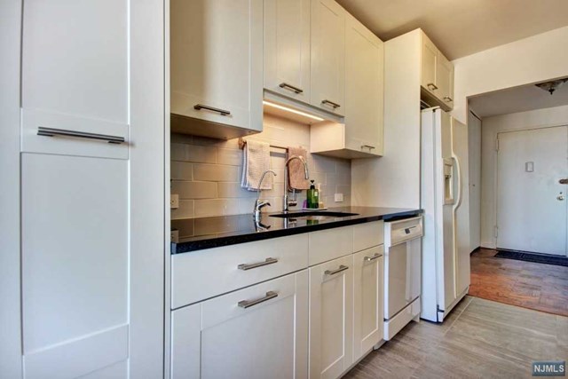 For Sale: 6600 Boulevard E #19G West New York, NJ 07093