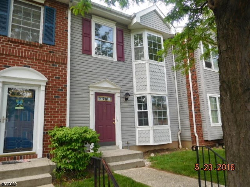 For Sale: 39 Martha Ct Newark, NJ 07103