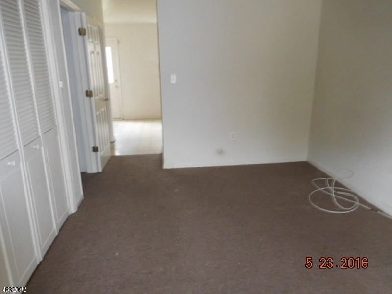 For Sale: 39 Martha Ct Newark, NJ 07103