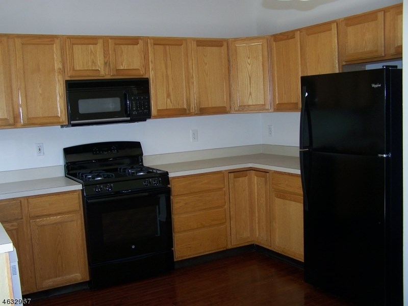 For Sale: 246 Warren St Newark, NJ 07103