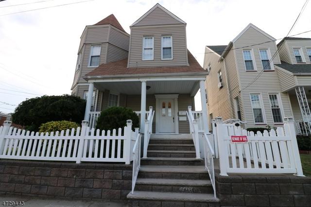 138 Garden Ave