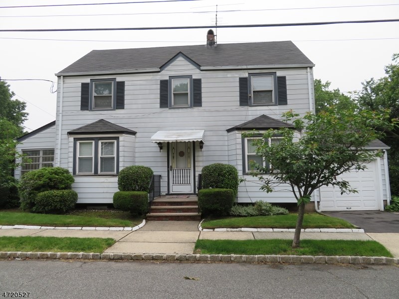 160-164 Belmohr St