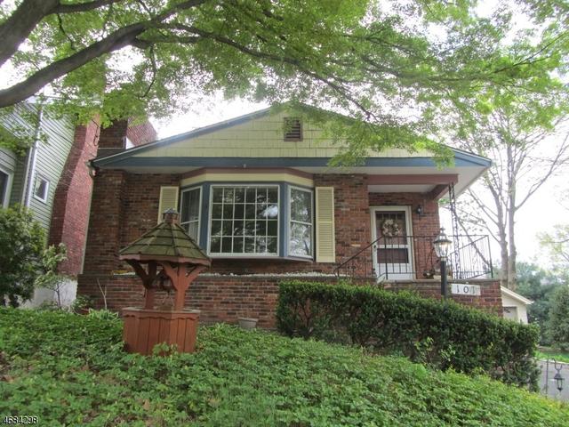 39 Raymond Ave