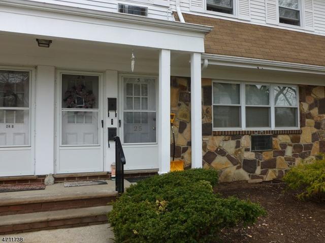 69 Mary St