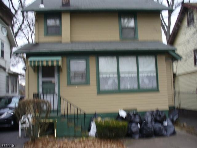136 Ball St