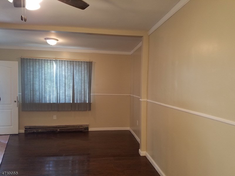 1600 Compton Pl