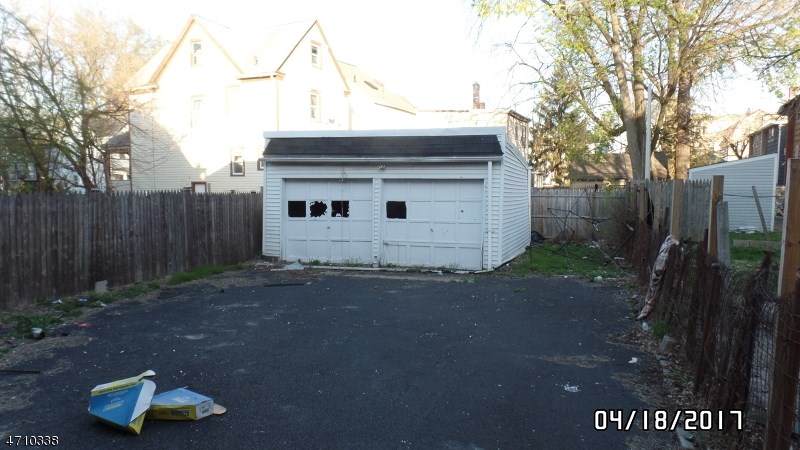 32 Breakenridge Ter