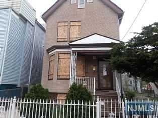 32 Breakenridge Ter