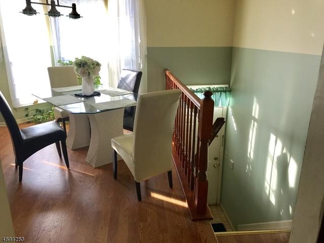 12 Vaughan Dr