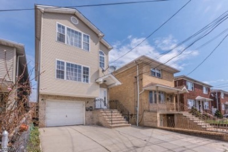 398 Harvard Ave