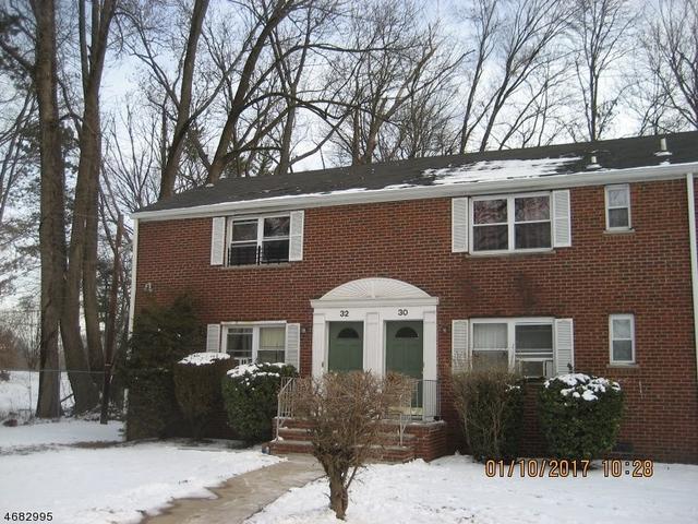 96 Ross St