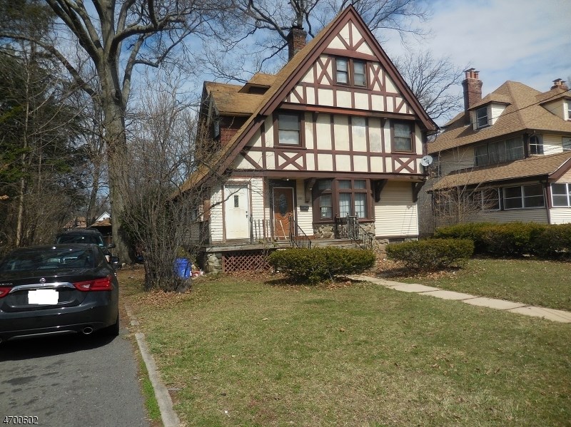 355 W 3rd Ave