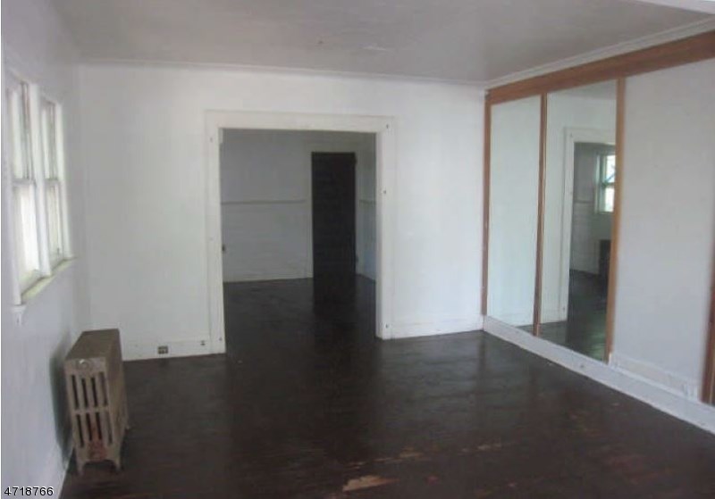 792 E 3rd Ave