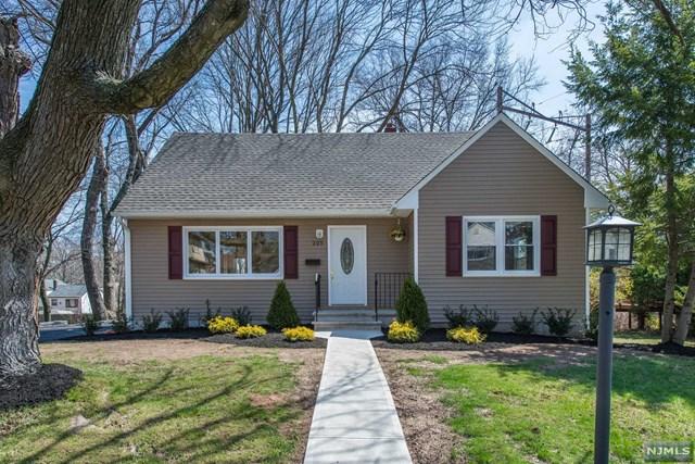 907 Amsterdam Ave