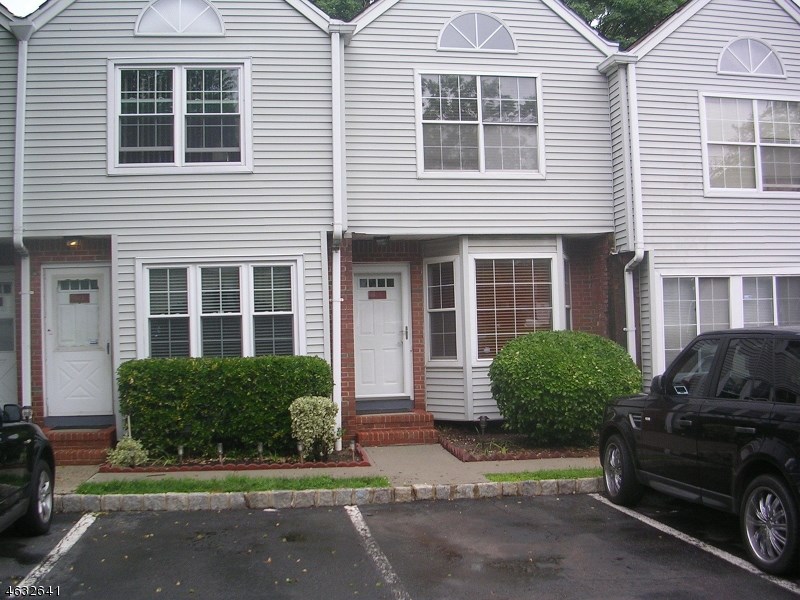For Sale: 105 Liberty Ct Hillside, NJ 07205