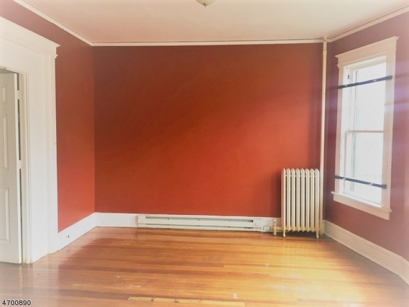 224-26 Edgar Pl