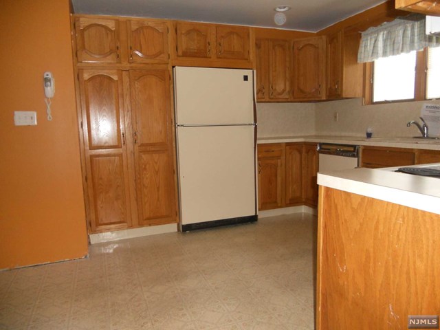 7 Primrose Dr