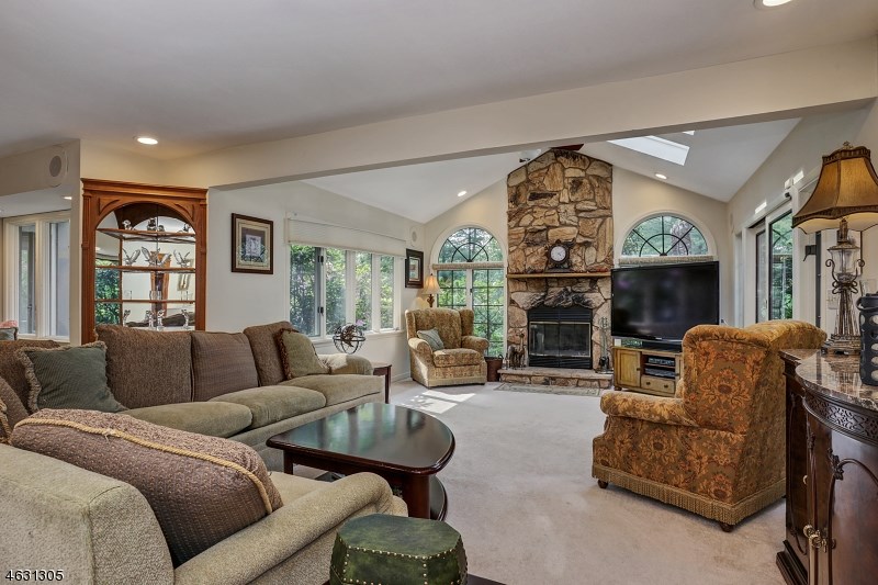 For Sale: 18 Decker Ter Butler, NJ 07405