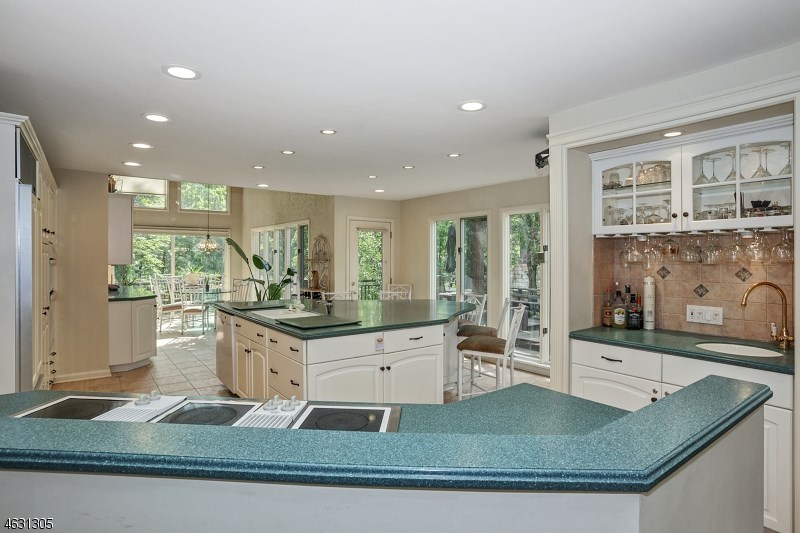 For Sale: 18 Decker Ter Butler, NJ 07405