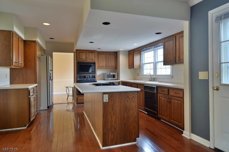 For Sale: 76 Cascade Way Butler, NJ 07405