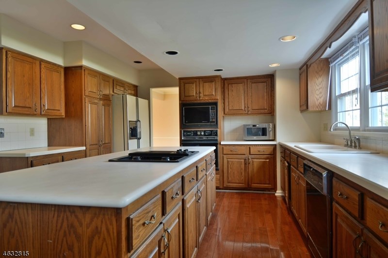 For Sale: 76 Cascade Way Butler, NJ 07405