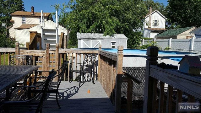 For Sale: 97 Parkview Ave Elmwood Park, NJ 07407