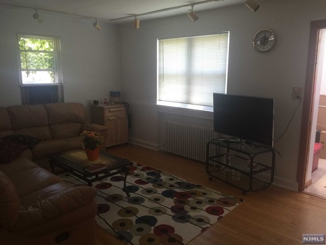 For Sale: 36-23 Garden View Ter Fair Lawn, NJ 07410