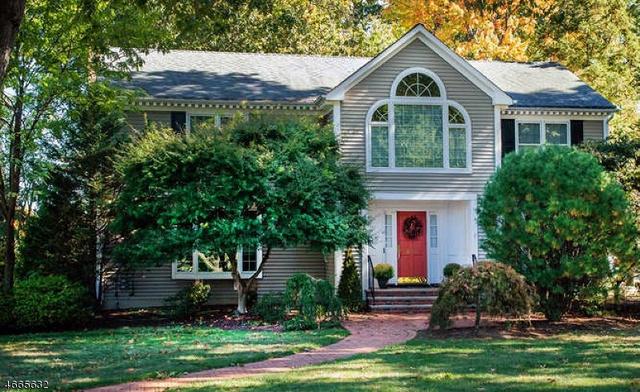 890 Colonial Rd