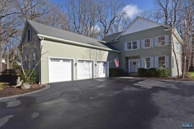890 Colonial Rd