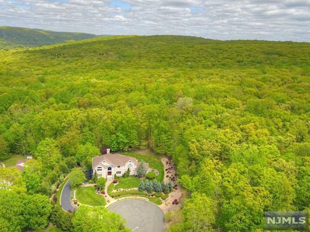 15 Bogert Ct