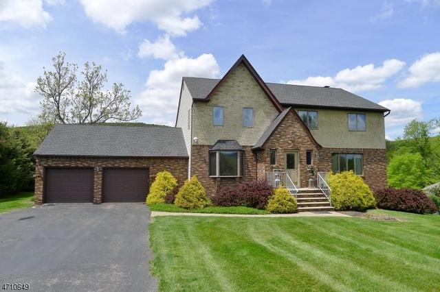 1 Woodstock Dr