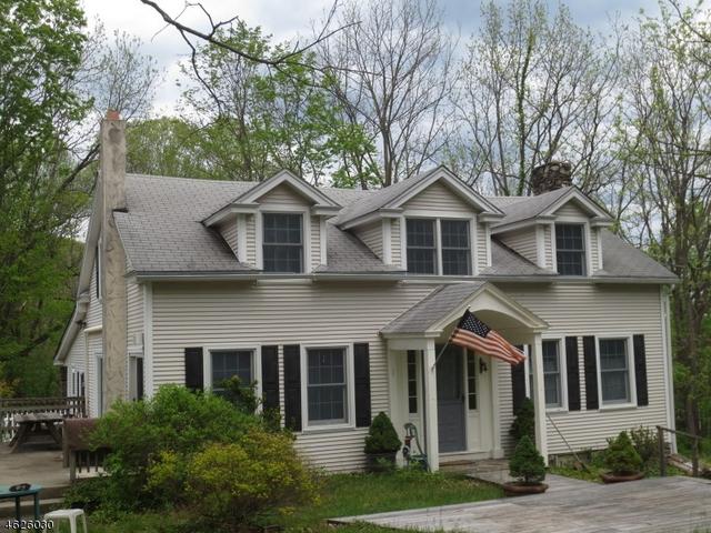 1 Woodstock Dr
