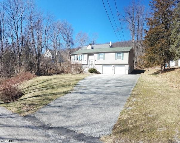 8 Ekes Ct