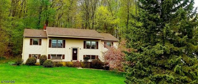 8 Ekes Ct