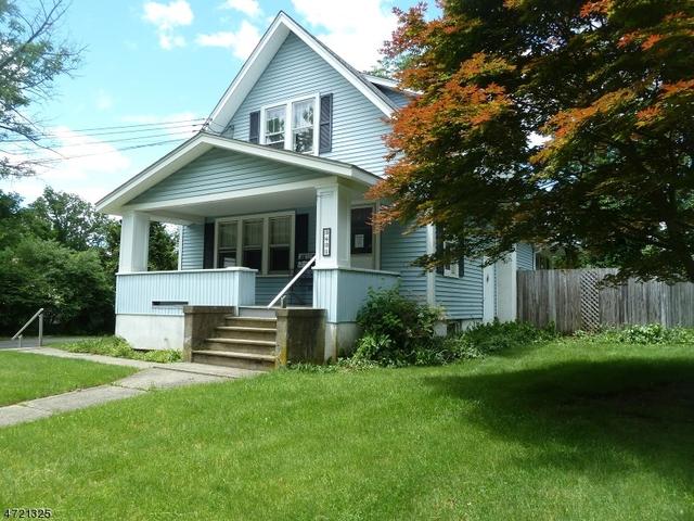 8 Meadow Pond Rd