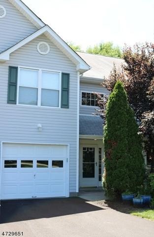 8 Meadow Pond Rd